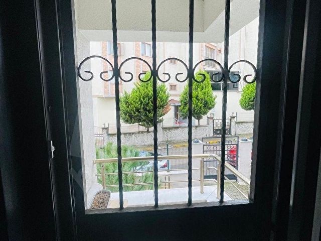 KURTKÖYÜN MERKEZİ KONUMUNDA SATILIK 2+1 DAİRE - Görsel 17