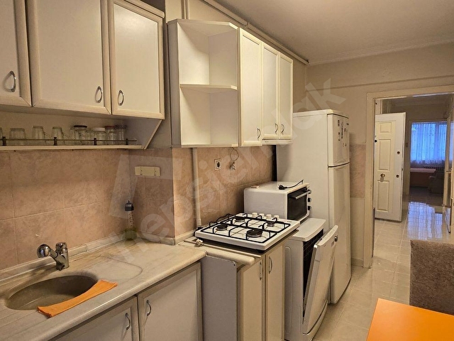 GOP UĞURMUMCU CADDESİ 2+1 80M MOBİLYALI KOMBİLİ - Görsel 5