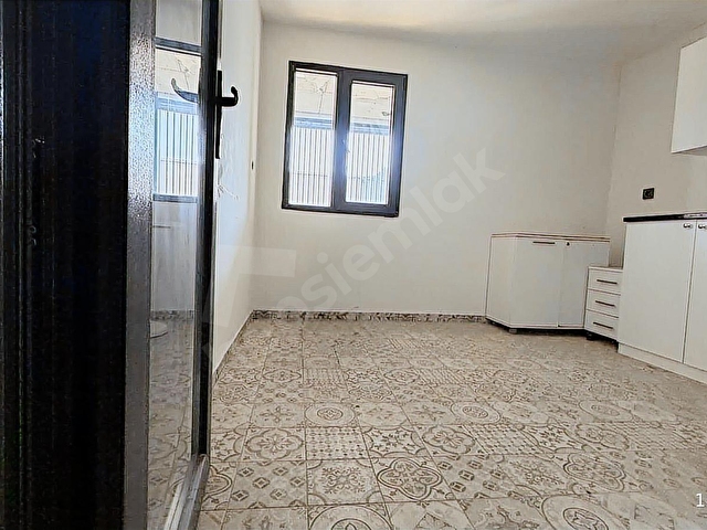 DOSSO DOSSİ 1500 M2 3 KATLI DEV DÜKKAN/MAĞAZA KİRALIK - Görsel 23
