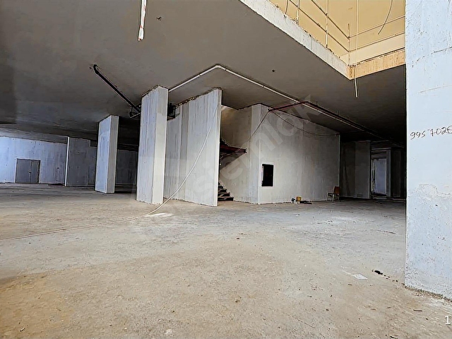 DOSSO DOSSİ 1500 M2 3 KATLI DEV DÜKKAN/MAĞAZA KİRALIK - Görsel 19