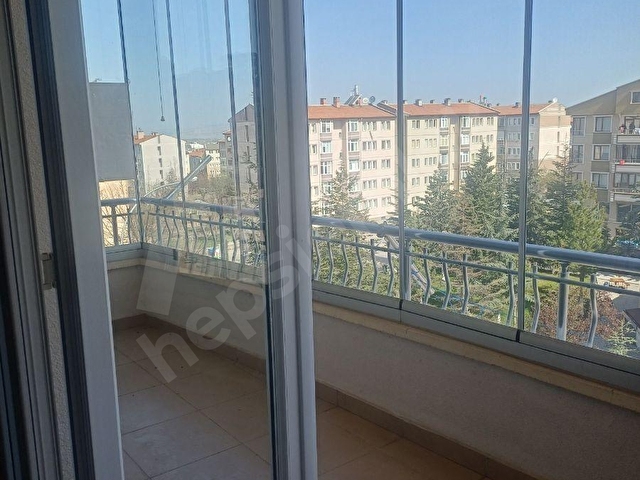 TÜRKERLER EMLAKDAN SATILIK 4+1 DAİRE 225 METRE KARE BÜYÜKLÜGÜNDE - Görsel 28