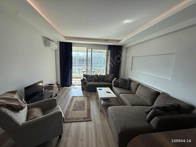 Villalar bölgesinde en büyük 1+1 full havuz manzaralı - Görsel 11
