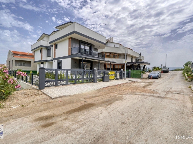 Urla iskelede hem yatırım hem yaşam sıfır, özel girişli villa - Görsel 6
