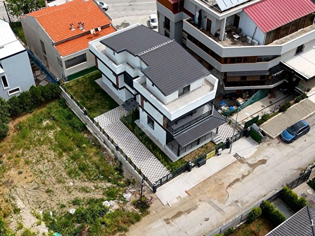 Urla iskelede hem yatırım hem yaşam sıfır, özel girişli villa - Görsel 10