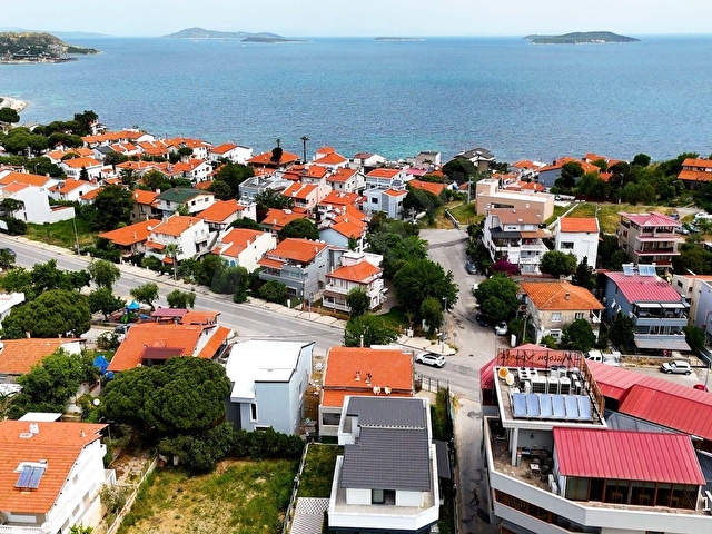 Urla iskelede hem yatırım hem yaşam sıfır, özel girişli villa - Görsel 13