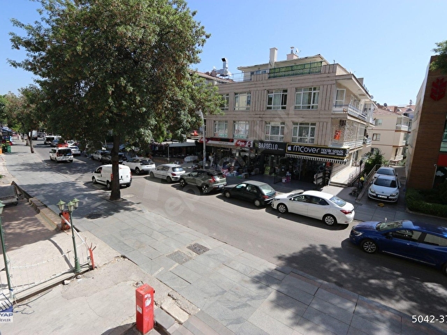 BAHÇELİDE 7.CADDE ÜZERİ OTOPARKLI 1.KAT ÖN 120M2 3+1 - Görsel 17