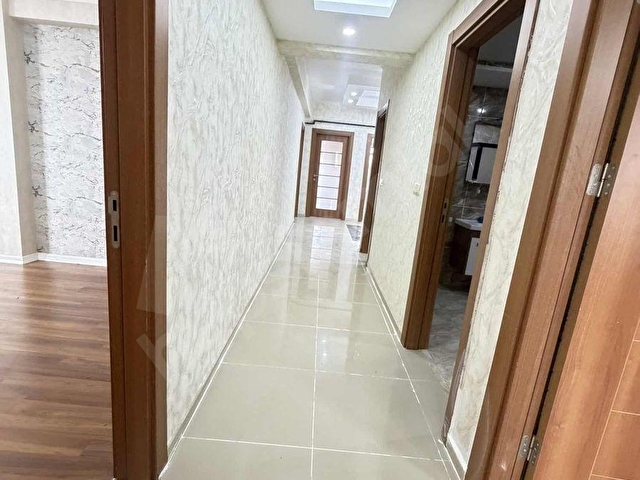Sırrın Karşıyakada kiralık 4+1 genis daire - Görsel 11