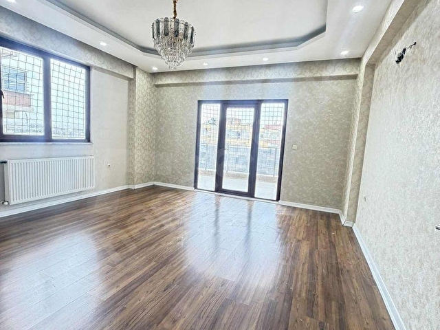 Sırrın Karşıyakada kiralık 4+1 genis daire - Görsel 6
