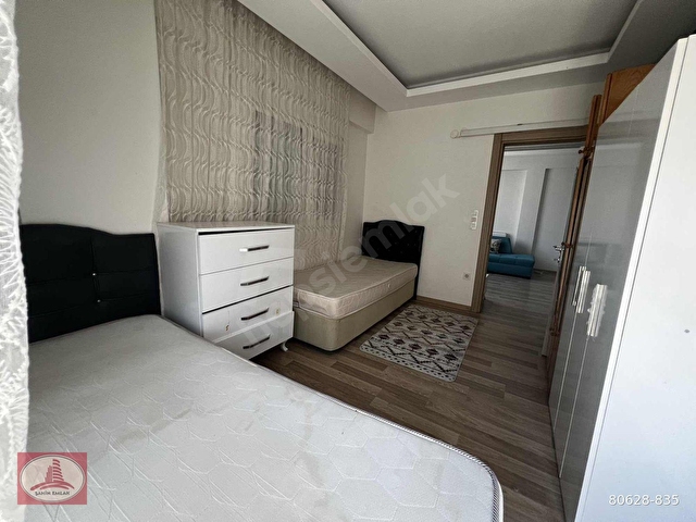 Üniversiteye çok yakın merkezi yerde 1 + 1 eşyalı geniş daire - Görsel 11