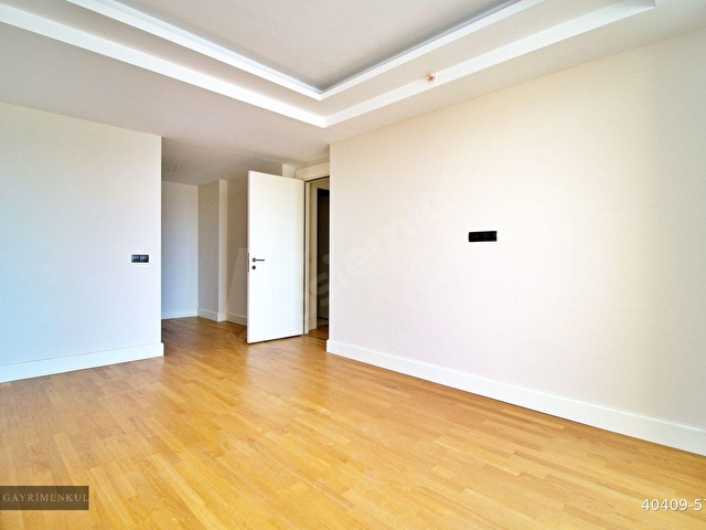 312 | TEONA ÜMİTKÖYDE SATILIK BOŞ ŞEHİR MANZARALI 2+1 DAİRE - Görsel 17