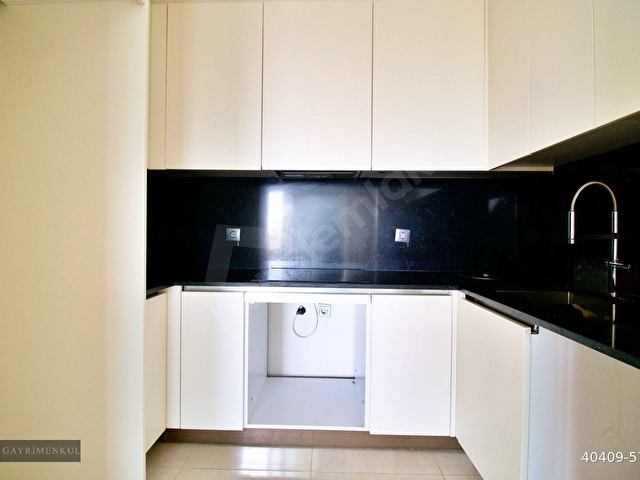 312 | TEONA ÜMİTKÖYDE SATILIK BOŞ ŞEHİR MANZARALI 2+1 DAİRE - Görsel 9