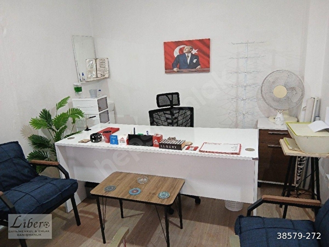 LOKASYONU MÜKEMMEL TABELA DEĞERİ YÜKSEK OFİS İÇİN HAZIR KURULU FERAH,AYDINLIK ,GÜVENLİK KAMERALI... - Görsel 11