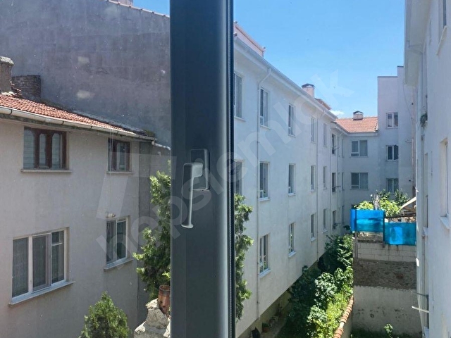 ESENTEPEDE KİRALIK, EŞYALI, GENİŞ VE KULLANIŞLI 1+1 DAİRE - Görsel 4