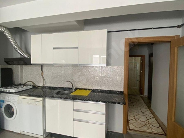 ESENTEPEDE KİRALIK, EŞYALI, GENİŞ VE KULLANIŞLI 1+1 DAİRE - Görsel 2