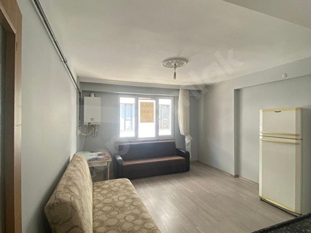 ESENTEPEDE KİRALIK, EŞYALI, GENİŞ VE KULLANIŞLI 1+1 DAİRE - Görsel 9