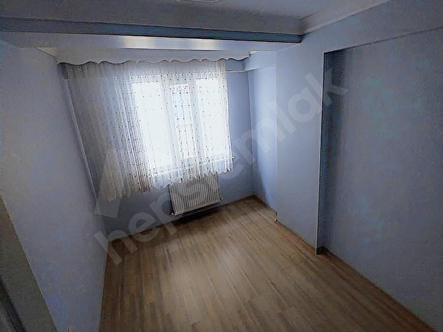 EKOL DEN KIRMIZITOPRAK MAHALLESİNDE ACİL SATILIK 2+1 DAİRE - Görsel 8