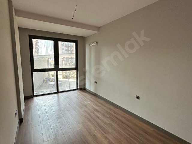 byTOPRAKTAN SİNPAŞ TİME FİNANS ŞEHİRDE 4+2 300m2 VİLLA - Görsel 13