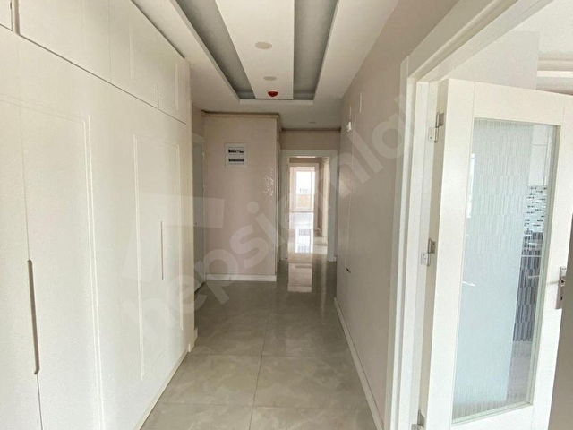 MURAT EMLAKTAN ALTAYLILAR MAH. 185 METRE KARE 4+1 AMERİKAN MUTFAK KİRALIK DAİRE. - Görsel 24