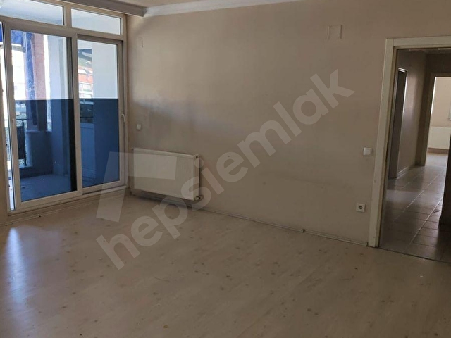 Milas Emek Mahallesinde Kiralık 3+1 Ara Kat Daire Doğalgazlı - Görsel 8