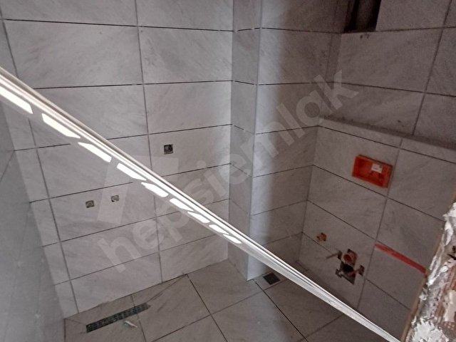 *LACİVERTTEN* METROYA YAKIN SİTE İÇİ BALKONLU GENİŞ 3+1 - Görsel 24