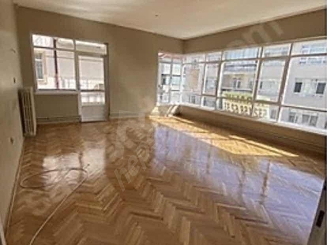 BU İLK ARAKAT KOMBİLİ 3+1 OTOPARKLI MASRAFSIZ 110M2 NET