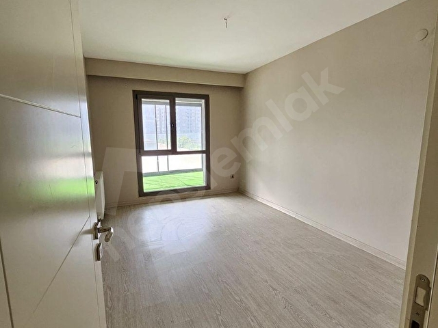 YENİMAHALLE CUMHURİYET MAHALLESİNDE HIT TOWN SİTESİNDE METROYA 50 M SATILIK 1+1 - Görsel 9