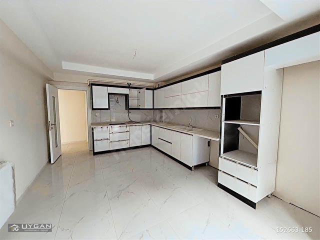 UYGANDAN MURATBEY MAH. 3+1 160m² HAVUZLU SİTE İÇİ YÜKSEK KREDİ