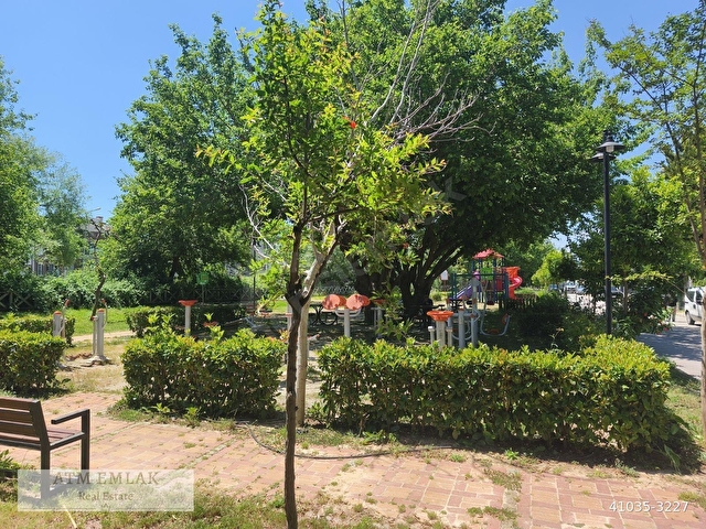 Güzelbağ mahallesi 4+1 kiralık ikiz villa köşe ve kullanışlı - Görsel 3