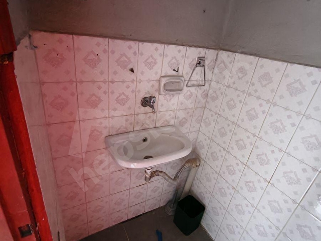 Balıkesirde çift Teraslı Edremit caddesi üstü daire - Görsel 25