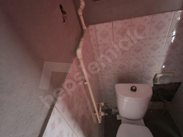 Balıkesirde çift Teraslı Edremit caddesi üstü daire - Görsel 24