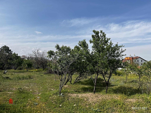 Hatıpda Yatırım ve Bahçelik 2460m2 Harika bir yer - Görsel 5
