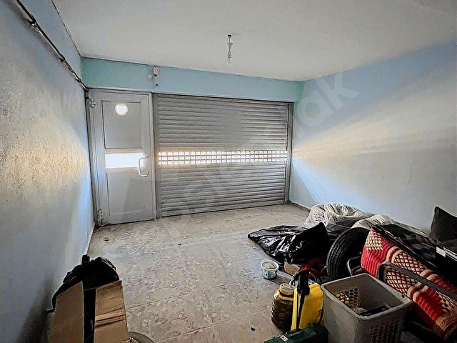 Karamürselde Deniz ve Köprü Manzaralı Müstakil Tripleks Villa - Görsel 11