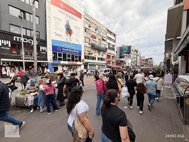 BAKIRKÖY MEYDANDA CADDE ÜZERİNDE 2 KATLI KUPON DÜKKAN