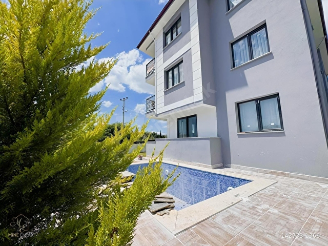 MİNE EMLAKTAN HAVUZLU VE FUL EŞYALI 1+1 SATILIK DAİRE - Görsel 18