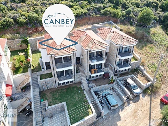 Datça İskelede deniz manzaralı tam donanımlı 4+1 sıfır villa