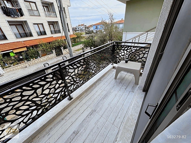 ÇANDARLI MERKEZDE LÜKS EŞYALI 5+2 VİLLA - Görsel 10