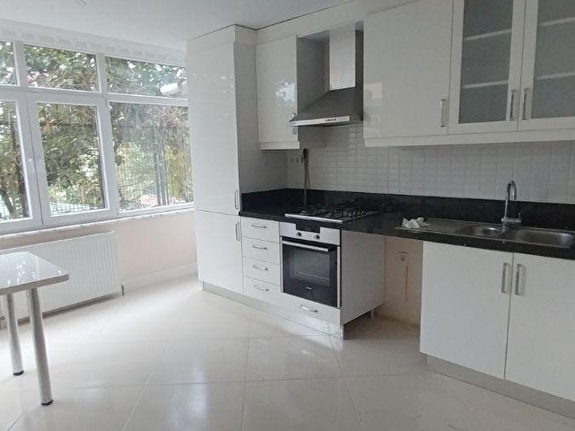 Anadolu Hisari Nda 100m 2 1 Kiralik Lux Giris Kat Daire 71576 5467 Hurriyet Emlak