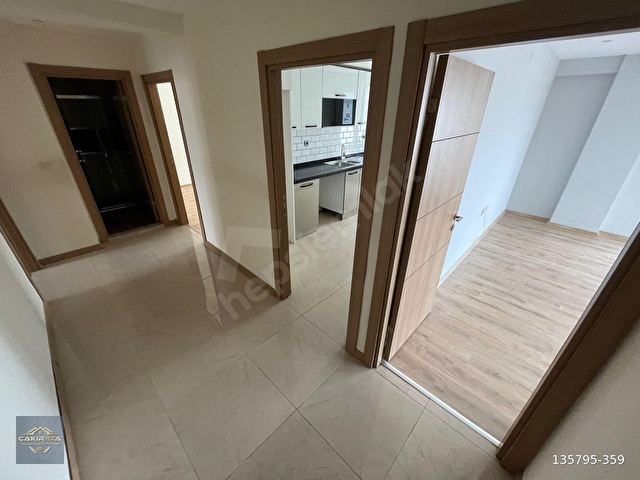Bandırma Kiralık Daire 2+1 Hacıyusuf Mah. Merkezde Çakırata Gyd - Görsel 10