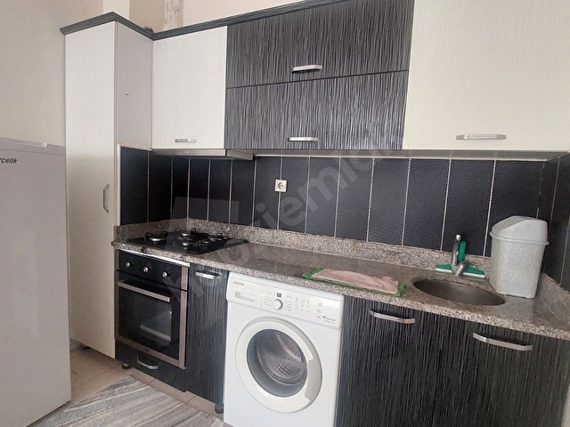 ONKOLOJİ,DE GÜVENLİKLİ SİTE İÇERİSİNDE 1+1 EŞYALI DAİRE