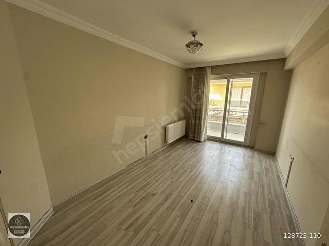 Küçük Menderesten Ödemiş Umurbey Mh Doğalgazlı Kiralık Daire - Görsel 6