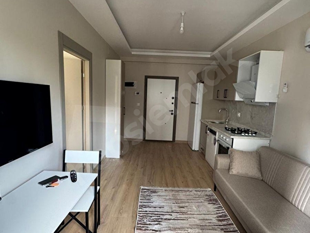 GÜLTEPE’DE CADDE ÜZERİ SIFIR EŞYALI KİRALIK DAİRE
