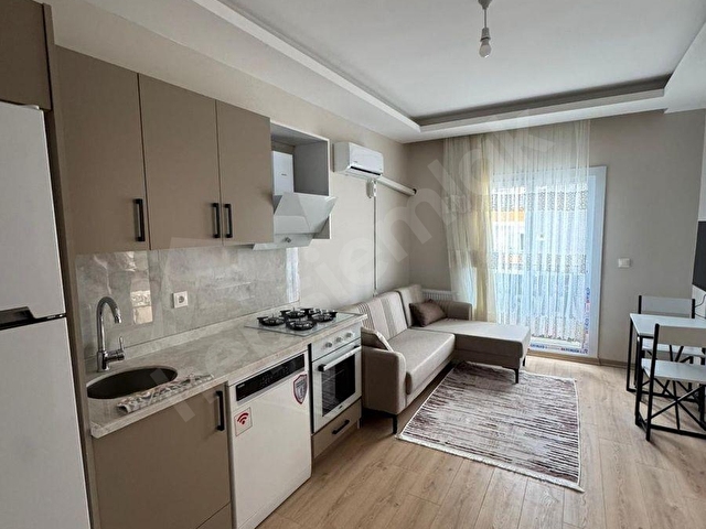GÜLTEPE’DE CADDE ÜZERİ SIFIR EŞYALI KİRALIK DAİRE - Görsel 9
