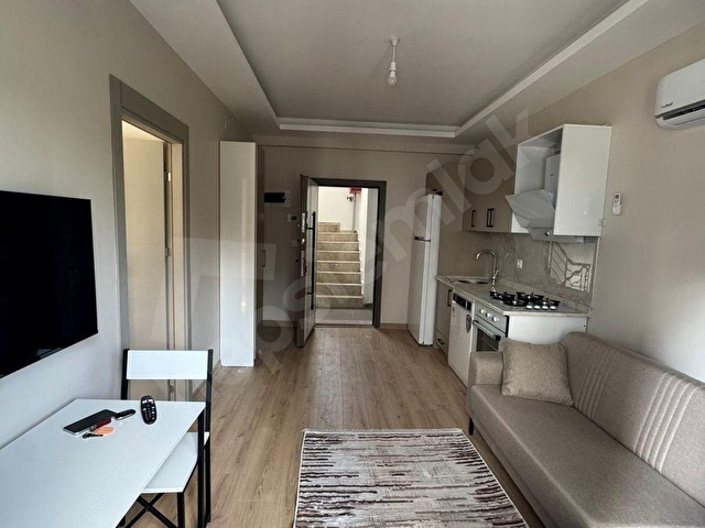 GÜLTEPE’DE CADDE ÜZERİ SIFIR EŞYALI KİRALIK DAİRE - Görsel 12