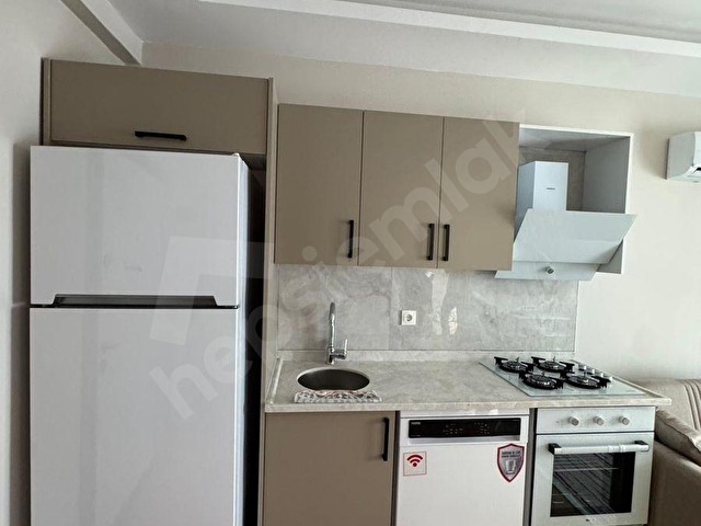 GÜLTEPE’DE CADDE ÜZERİ SIFIR EŞYALI KİRALIK DAİRE - Görsel 11