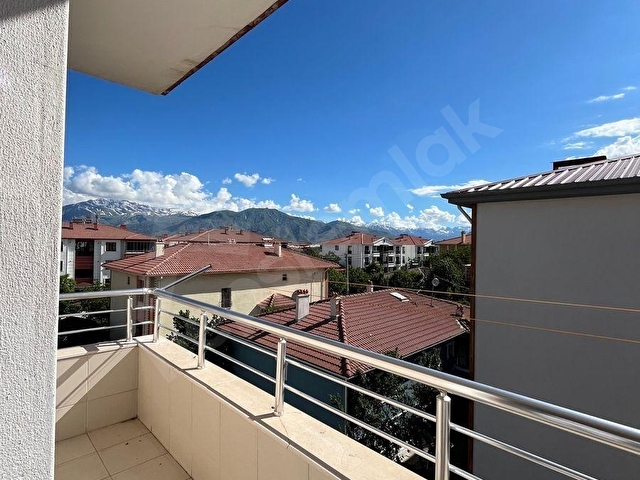 YAVUZ EMLAKTAN YAVUZSELİM MAH. 150 M2 3+1 KİRALIK DAİRE - Görsel 14