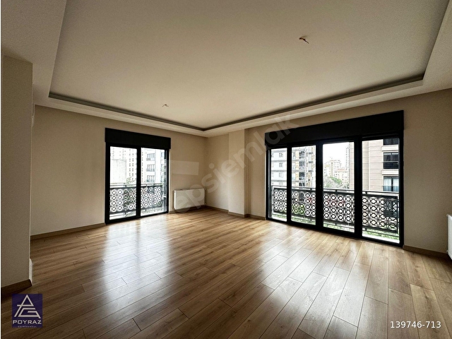 POYRAZDAN SUADİYEDE BAĞDAT CADDESİNE YAKIN 3+1 SATILIK DAİRE