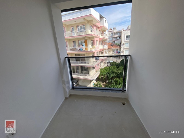 Kuşadası Davutlar Merkezde Satılık Sıfır 1+1 Daire - Görsel 8