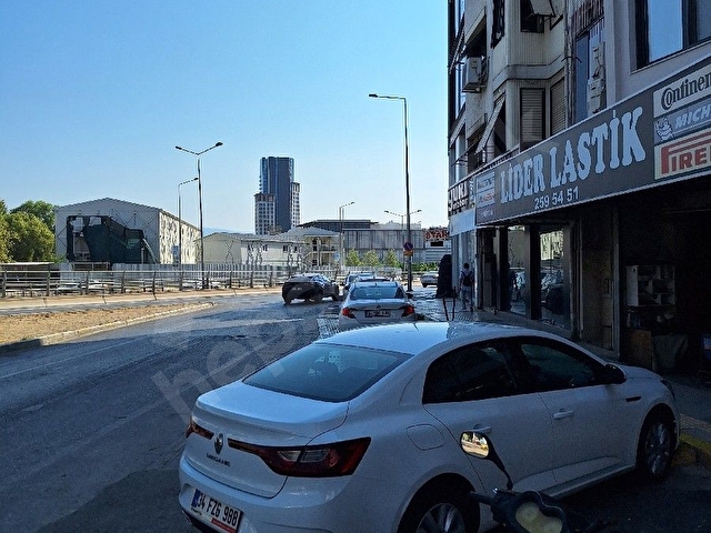 İSTİNYE PARK KARŞISI PAZARYERİ SAĞLIK OCAĞI YANI MITHATPASA CAD. 120M2 CADDE ÜSTÜ WC Lİ OFİS Lİ - Görsel 3