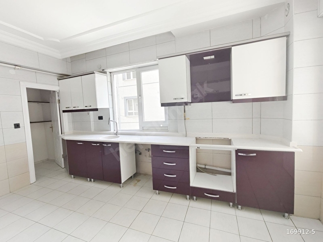 Gültepede Müstakil Konforlu 4 Cepheli 3+1 Daire, Otoparklı - Görsel 13