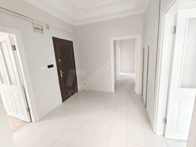 Gültepede Müstakil Konforlu 4 Cepheli 3+1 Daire, Otoparklı - Görsel 17